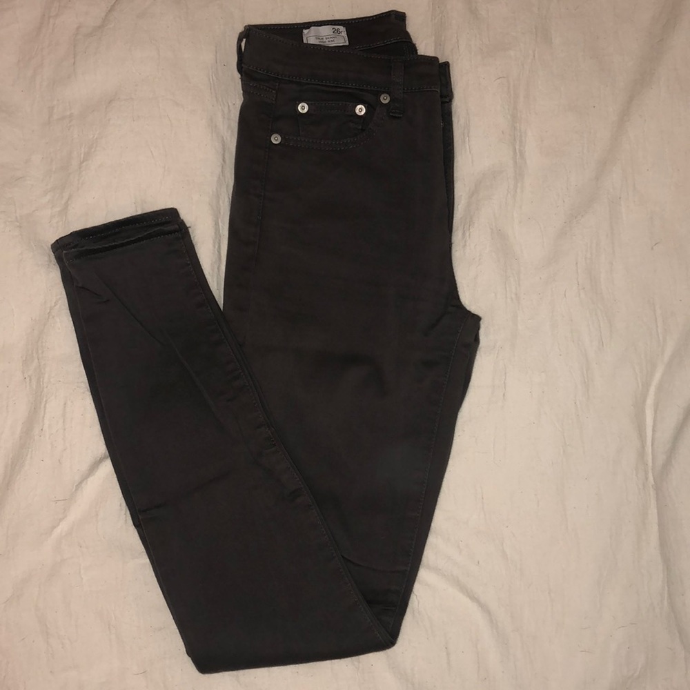 Gap True Skinny High Rise, Color: Grey, Size: 26